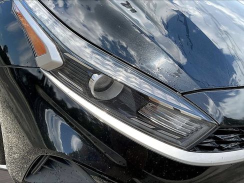 Used 2024 Kia Forte LXS FWD image 35