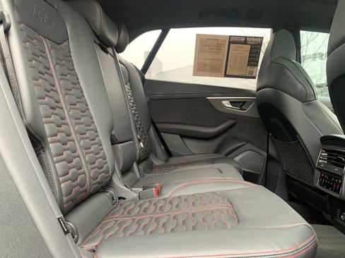 Used 2024 Audi RS Q8 image 65