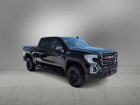 Used 2020 GMC Sierra 1500 AT4 w/ Off-Road Performance Package AWD/4WD image 2