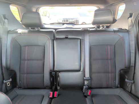 Used 2024 Chevrolet Equinox RS FWD image 27