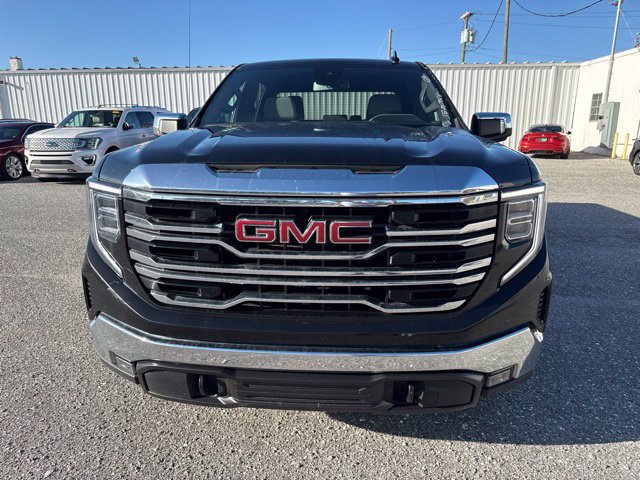 Certified 2025 GMC Sierra 1500 SLT AWD/4WD image 8