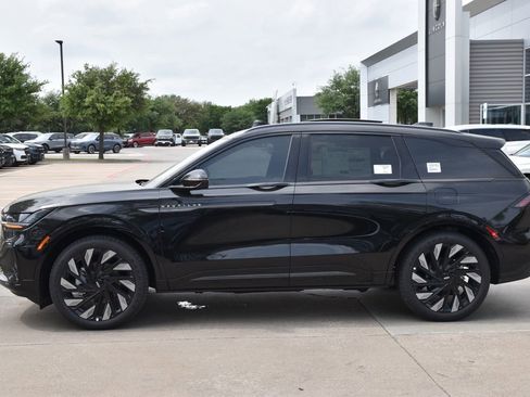 New 2026 Lincoln Nautilus Reserve w/ Jet Appearance Package image 18