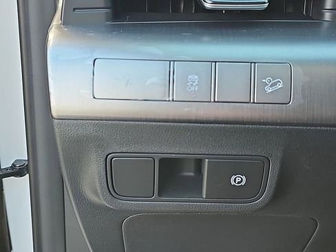 New 2026 Hyundai Kona SEL Premium FWD image 30
