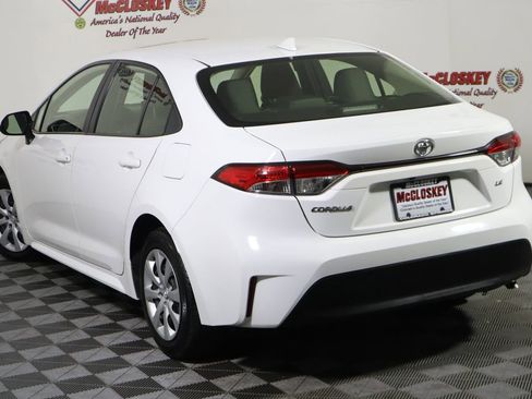 Used 2023 Toyota Corolla LE image 18
