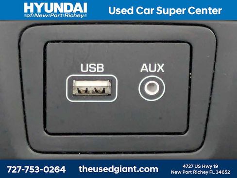 Used 2019 Hyundai Santa Fe XL FWD image 33