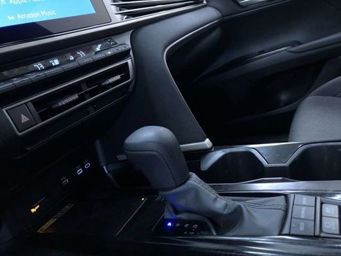 Certified 2025 Toyota Camry LE FWD image 21