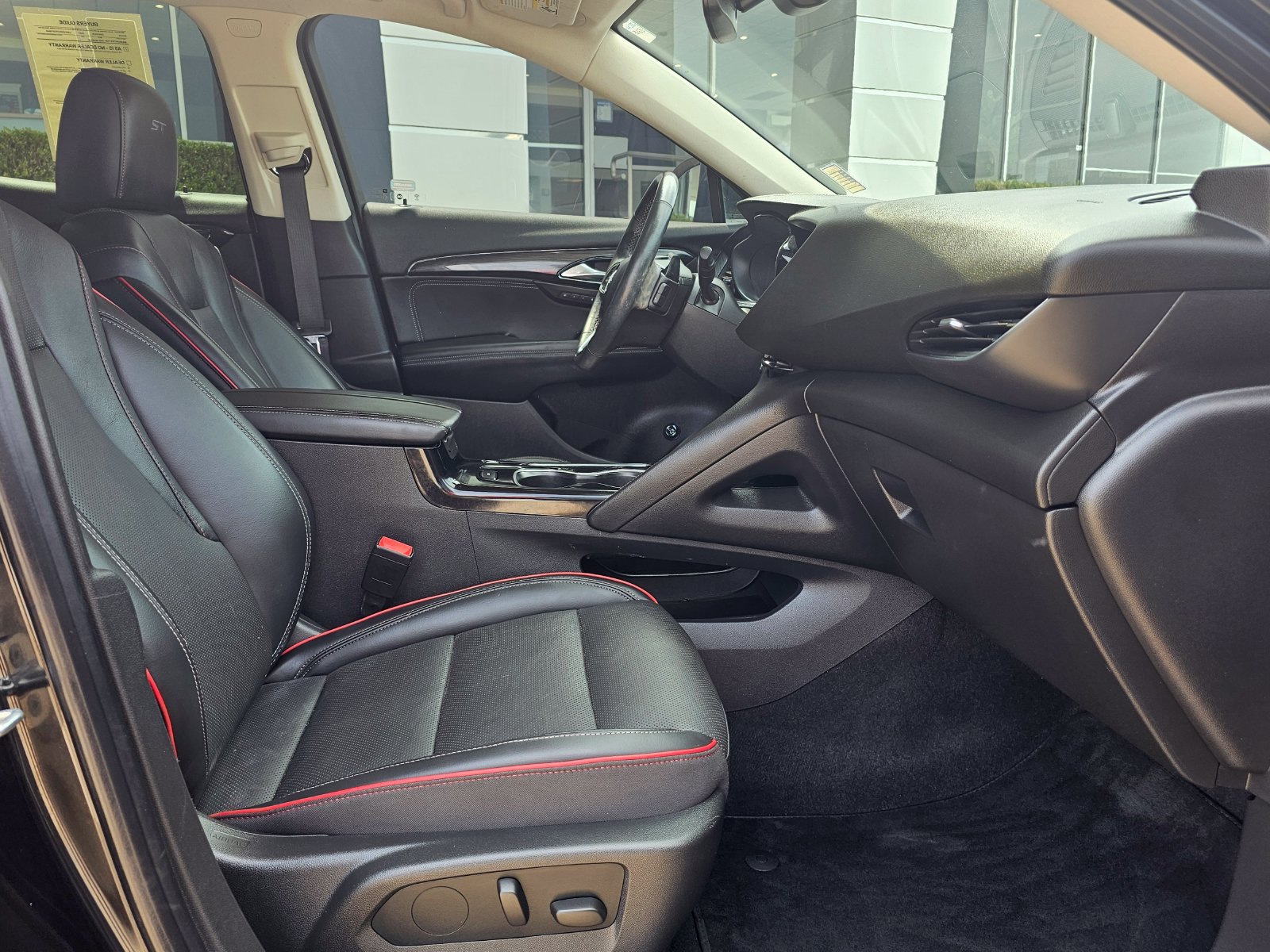 Used 2023 Buick Envision Essence w/ Sport Touring Package FWD image 27