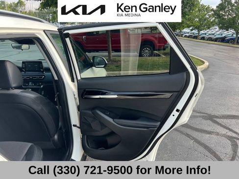 Used 2021 Kia Seltos S AWD/4WD image 50