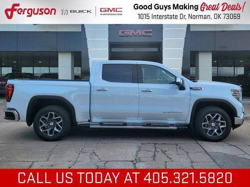 New 2026 GMC Sierra 1500 SLT w/ SLT Premium Plus Package AWD/4WD image 3