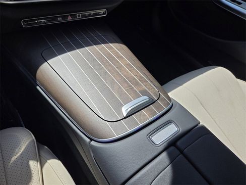 Used 2026 Mercedes-Benz E 350 Sedan image 26