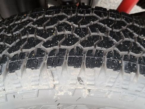 New 2026 GMC Sierra 2500 AT4 w/ AT4 Premium Plus Package image 8