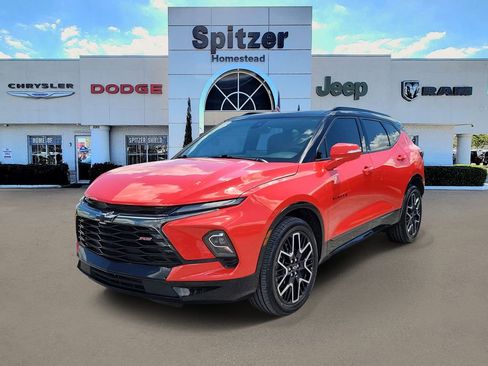Used 2025 Chevrolet Blazer RS FWD image 4