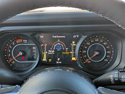 New 2026 Jeep Wrangler Unlimited Sahara AWD/4WD image 21