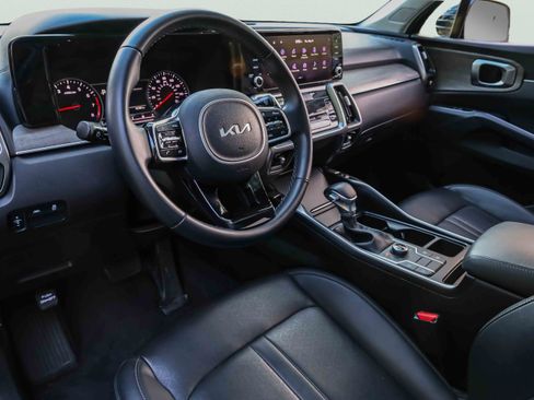 Certified 2023 Kia Sorento S w/ Panoramic Sunroof Package AWD/4WD image 7