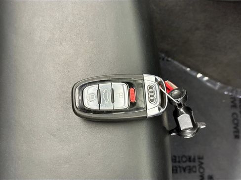 Used 2016 Audi RS 7 Prestige w/ Driver Assistance Package image 43