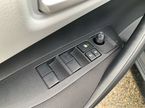 New 2026 Toyota Corolla SE image 18