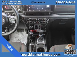 Used 2025 Jeep Wrangler Unlimited Rubicon AWD/4WD video 2