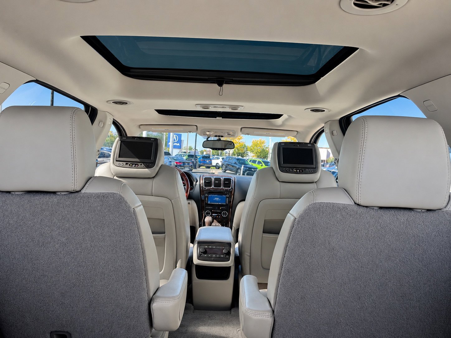 Used 2012 GMC Acadia Denali FWD image 13