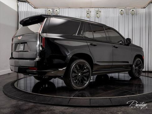 Used 2022 Cadillac Escalade Sport w/ Touring Package AWD/4WD image 13