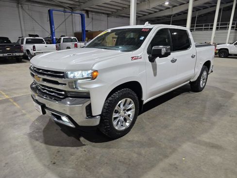 Used 2020 Chevrolet Silverado 1500 LTZ w/ LTZ Premium Package image 2