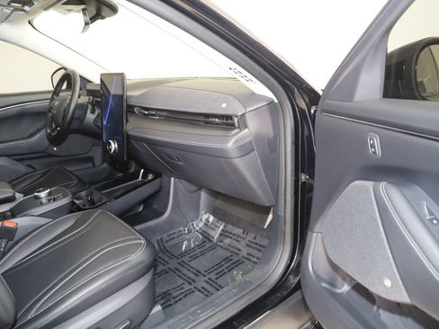 Used 2024 Ford Mustang Mach-E Premium AWD/4WD image 44