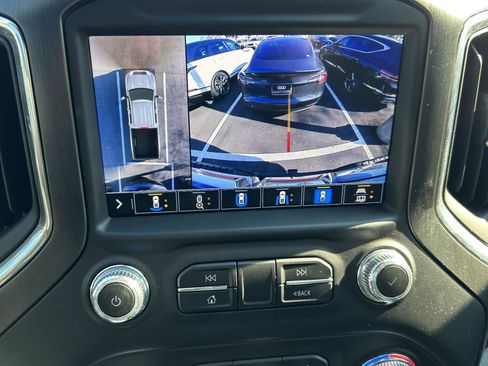 Used 2022 GMC Sierra 3500 AT4 w/ AT4 Premium Plus Package image 29