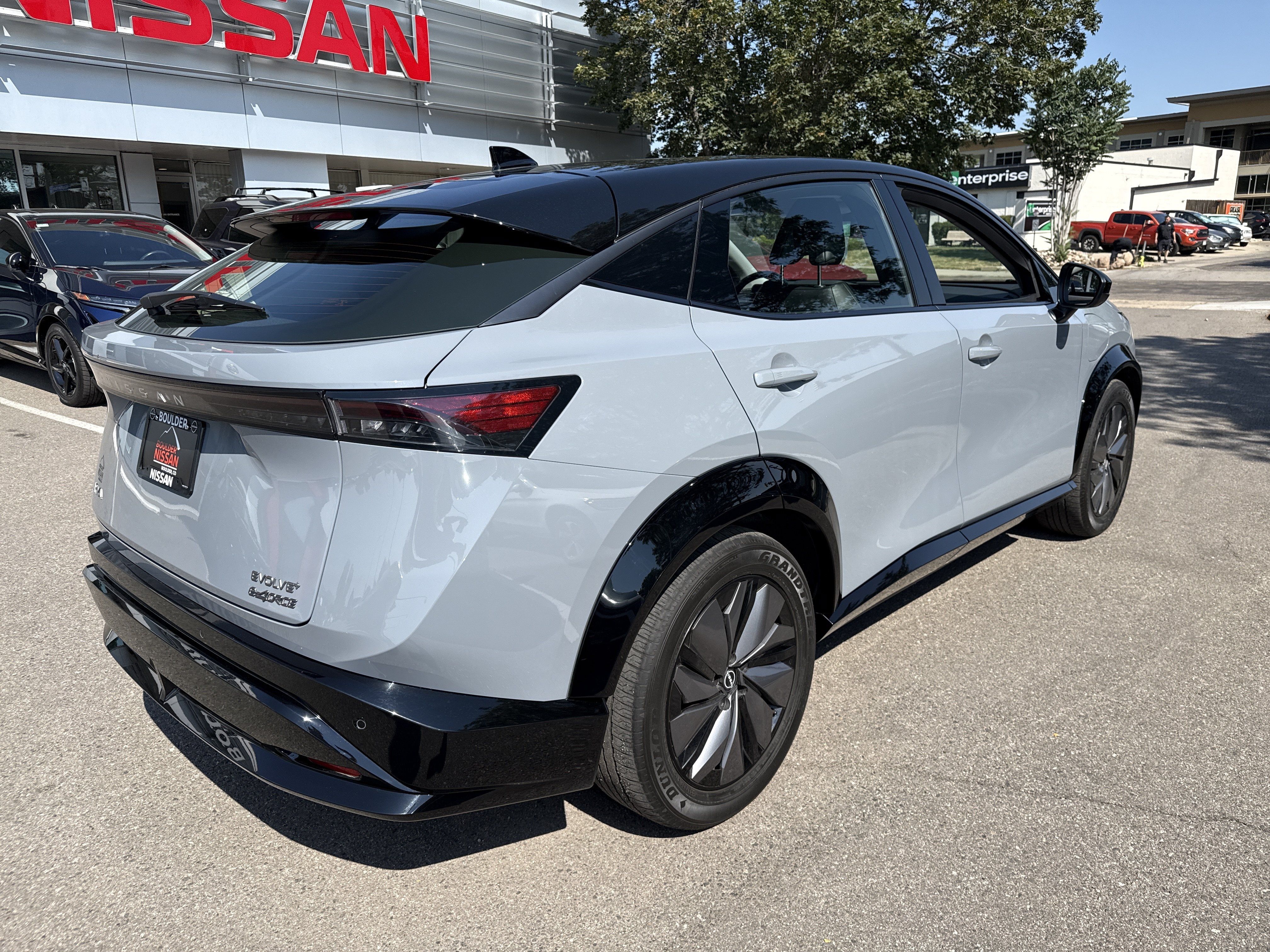 Certified 2024 Nissan Ariya AWD image 9