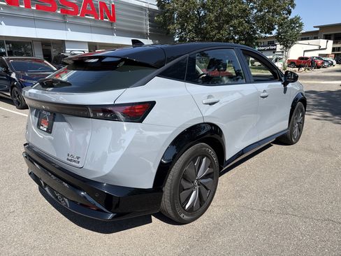 Certified 2024 Nissan Ariya AWD image 9