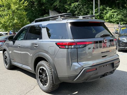 Used 2023 Nissan Pathfinder Rock Creek AWD/4WD image 4