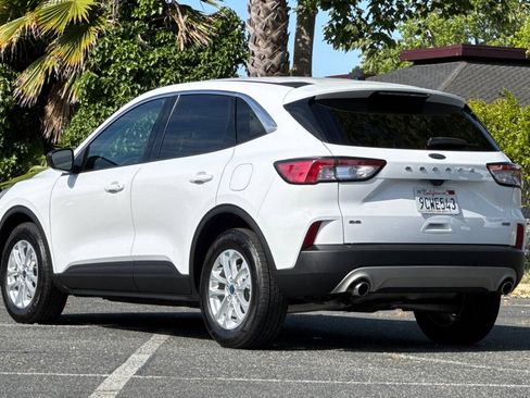 Certified 2022 Ford Escape SE FWD image 6