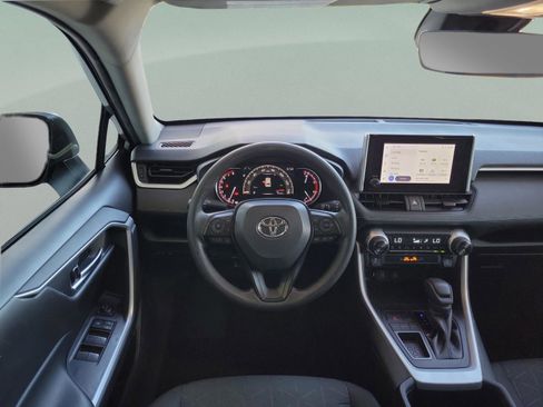 Used 2024 Toyota RAV4 XLE w/ Convenience Package FWD image 22