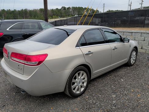 Used 2010 Lincoln MKZ Base image 3