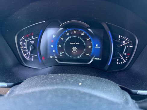 Used 2019 Hyundai Santa Fe Limited AWD/4WD image 5