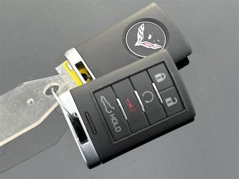 Used 2019 Chevrolet Corvette Stingray Coupe w/ 1LT image 21