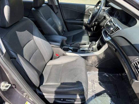 Used 2014 Honda Accord EX-L image 17