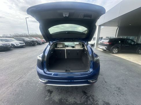 Used 2023 Buick Envision Avenir AWD/4WD image 30