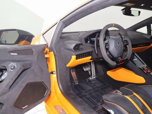 Used 2023 Lamborghini Huracan Tecnica image 88