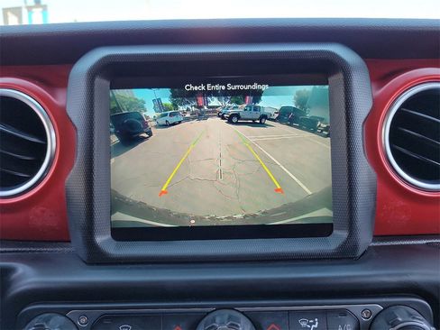 Used 2023 Jeep Wrangler Unlimited Rubicon image 8