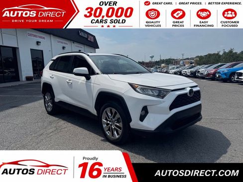 Used 2019 Toyota RAV4 XLE Premium FWD image 1