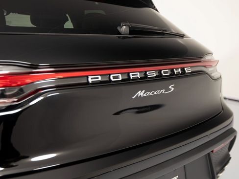 New 2026 Porsche Macan S image 34