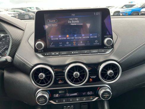 Used 2021 Nissan Sentra SV image 17