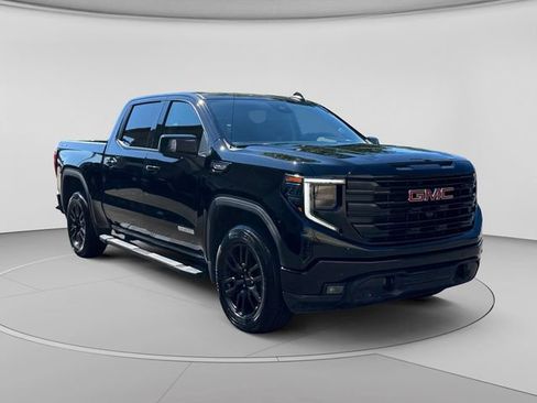 Used 2025 GMC Sierra 1500 Elevation w/ Elevation Premium Package AWD/4WD image 7