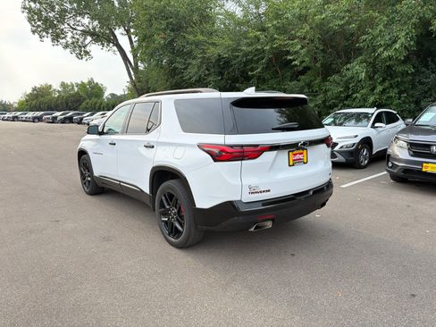 Used 2023 Chevrolet Traverse Premier w/ Redline Edition AWD/4WD image 3