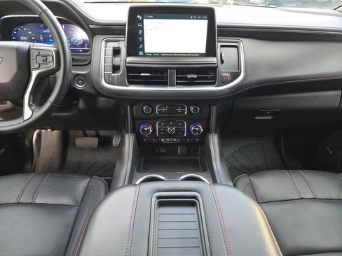 Used 2024 Chevrolet Suburban RST w/ Sport Performance Package image 15