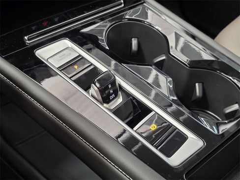 New 2026 Volkswagen Atlas SEL image 14