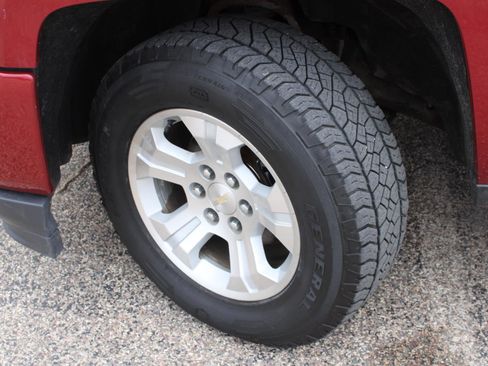 Used 2019 Chevrolet Silverado 1500 LT w/ All Star Edition image 14