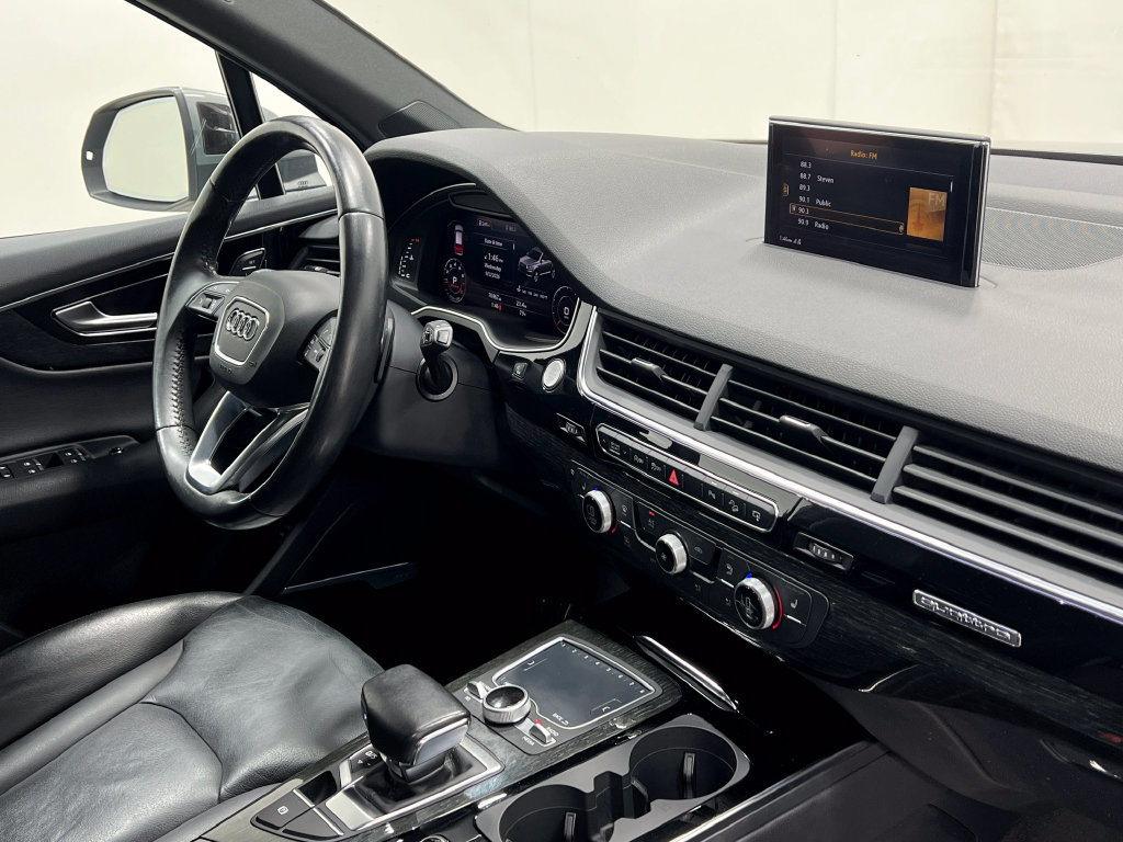Used 2017 Audi Q7 3.0T Premium Plus AWD/4WD image 23