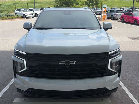 Used 2025 Chevrolet Tahoe RST w/ RST Capability Package AWD/4WD image 5