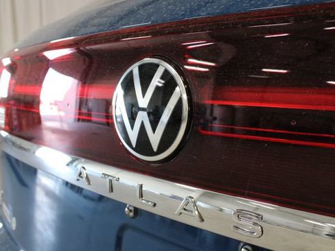 New 2026 Volkswagen Atlas Cross Sport SE AWD/4WD image 30