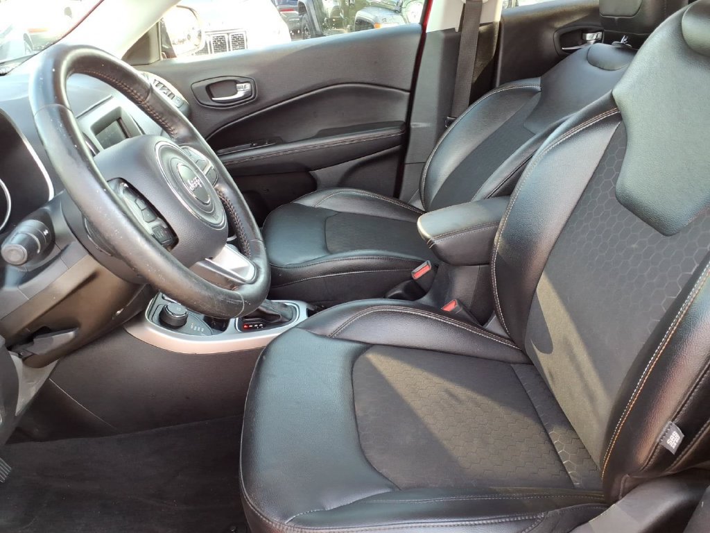 Certified 2018 Jeep Compass Latitude w/ Popular Equipment Group AWD/4WD image 10